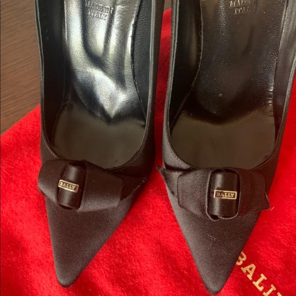 Authentic BALLY black satin shoes - Picture 2 of 6
